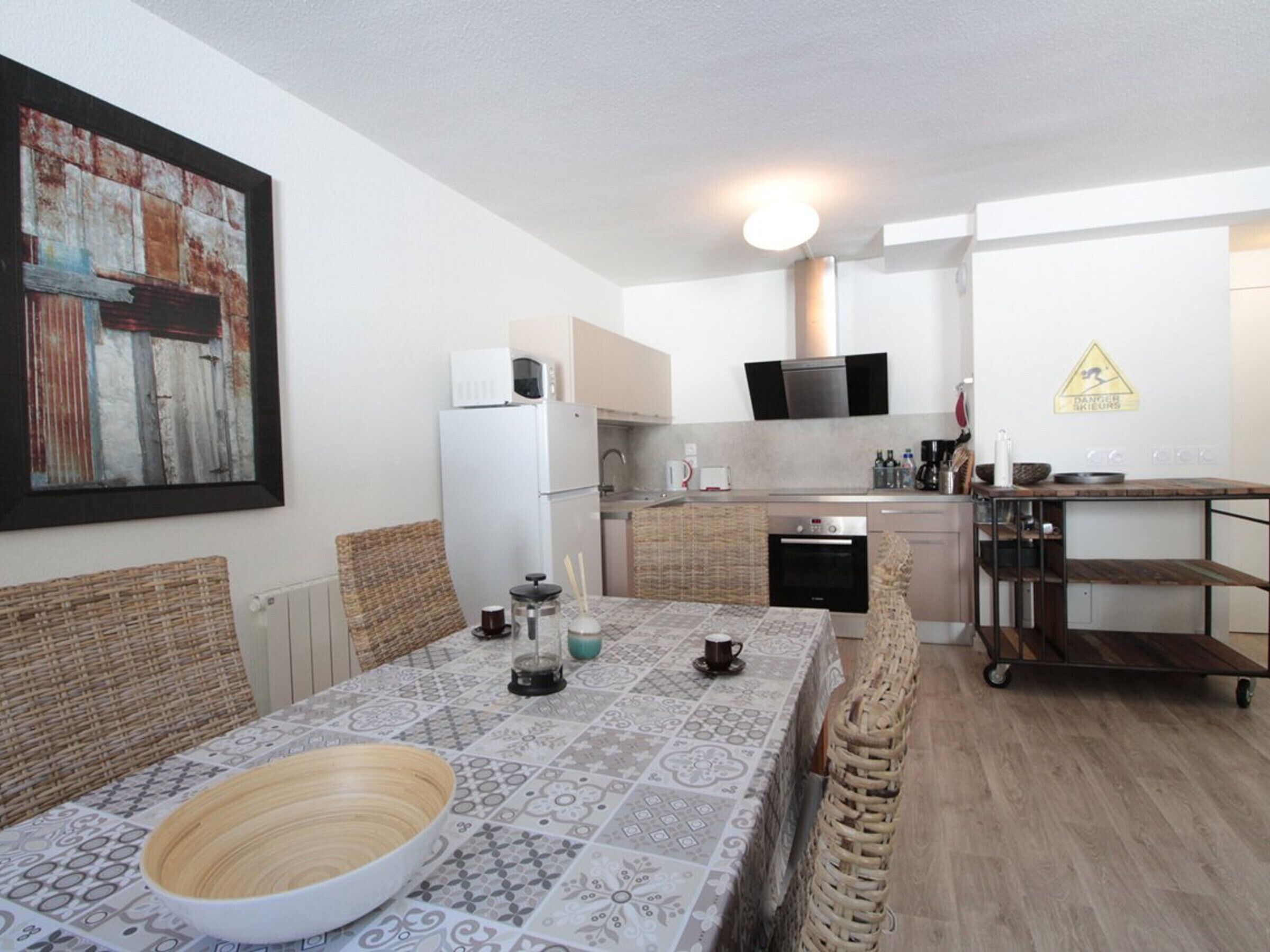 Micro-ondes, lave-vaisselle