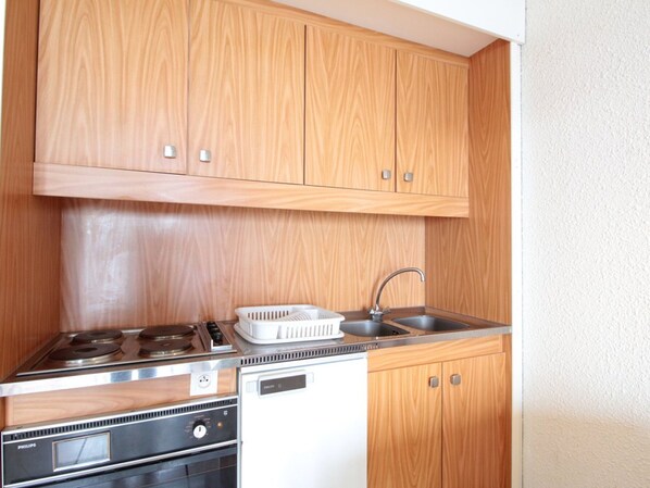 Kühlschrank, Mikrowelle