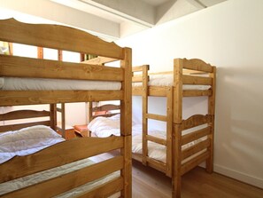 2 bedrooms, free WiFi