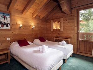4 bedrooms, free WiFi, bed sheets