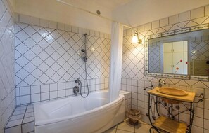 Ensemble baignoire-douche