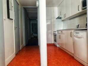 Fridge, microwave, dishwasher