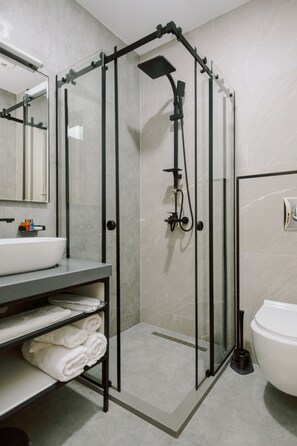 Standard Double Room, 1 Queen Bed, Non Smoking | Bathroom | Shower, rainfall showerhead, hair dryer, bathrobes - Hotel Bel Mare (Batumi)