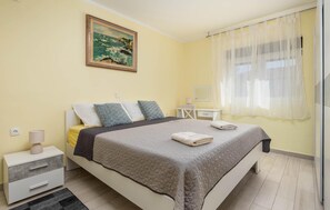 3 bedrooms, free WiFi, bed sheets