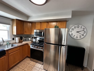 #2 Chestnut new lovely 2BR Apt 0.5 mile to Cooperstown All Star Village