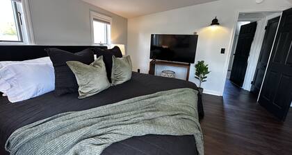 #2 Chestnut new lovely 2BR Apt 0.5 mile to Cooperstown All Star Village