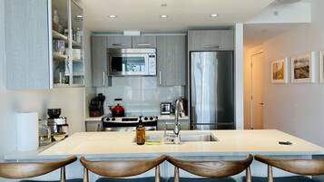 Microwave, oven, stovetop, dishwasher