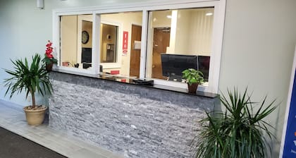 Stonewood Inn & Suites Carrollton - Smithfield