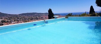 Panoramic sea view apartment