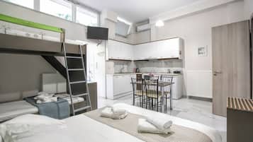 Apartemen Keluarga | 1 kamar tidur, tirai kedap cahaya, kedap suara, dan Wi-Fi gratis