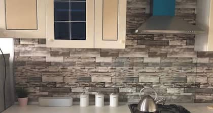 Holiday Apartment 'Beba ' with Private Garden & Wi-Fi