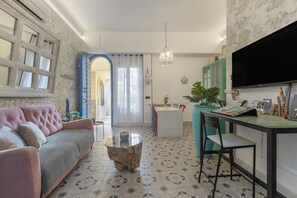 TV, streaming services - Apartment "Jema Bajondillo" Close to the Beach with Wi-Fi & A/C (Torremolinos)