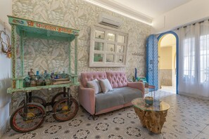 Interior - Apartment "Jema Bajondillo" Close to the Beach with Wi-Fi & A/C (Torremolinos)