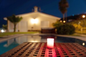 Pool - Vacation Home "Villa Irina" with Sea View, Pool & Wi-Fi (El Sauzal)