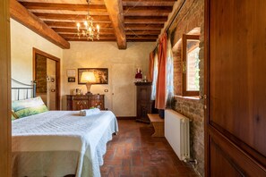 1 bedroom, iron/ironing board, free WiFi, bed sheets - Vacation Home 'La Limonaia' with Pool, Private Terrace & Wi-Fi (Monte San Savino)