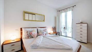 1 camera, Wi-Fi gratuito, lenzuola