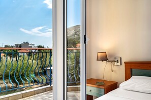 1 camera, ferro/asse da stiro, Wi-Fi gratuito, lenzuola