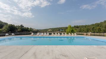 Condo, 3 Bedrooms | Pool