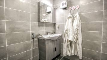 Perhehuoneisto | Kylpyhuone | Pyyhkeet