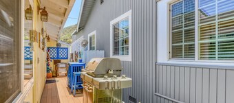 346S: Avalon home on the 'flats', Open floorplan, 2 Blocks to Beach