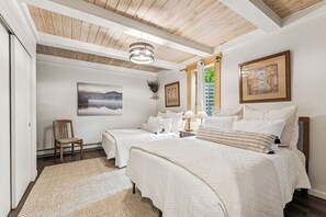 3 habitaciones, tabla de planchar con plancha y wifi gratis 