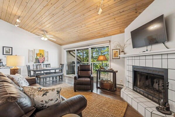 TV - Waterfront, Whitefish Lake Condo, 3A! (Whitefish)