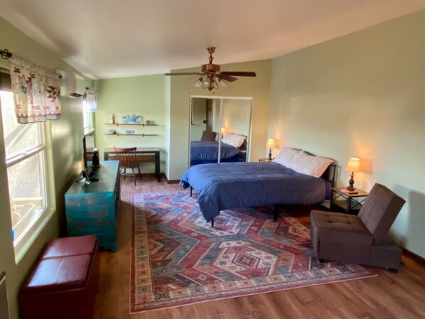 1 habitación, escritorio, wifi gratis y ropa de cama 