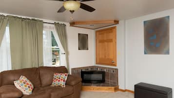 TV, DVD player