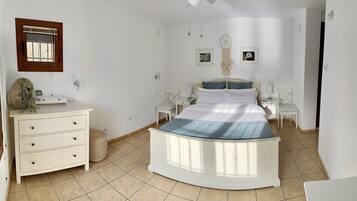 2 Schlafzimmer, Zimmersafe, Bügeleisen/Bügelbrett, kostenloses WLAN