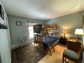 4 habitaciones, wifi gratis y ropa de cama