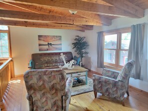Interior - Lake View Retreat- Lake & Mountain View, Hot Tub, Fire Pit, Porch Swing (Dandridge)