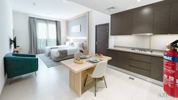 1 bedroom, minibar, desk, laptop workspace
