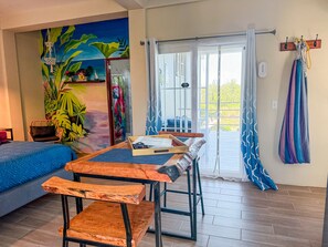 1 bedroom, in-room safe, free WiFi, bed sheets - The rooftop views will leave you breathless—a 360-degree sea view to the horizon (Caye Caulker)