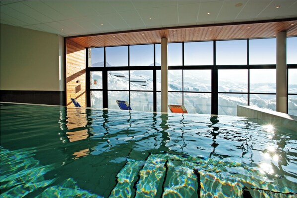 Piscine couverte, piscine chauffée