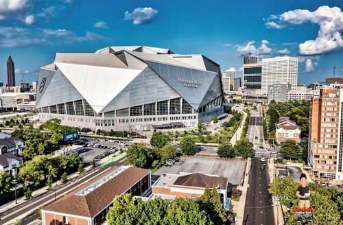 Gorgeous 2 bedrooms and 2 1/2 bathrooms townhouse in North Decatur