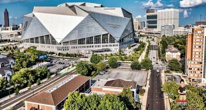 Gorgeous 2 bedrooms and 2 1/2 bathrooms townhouse in North Decatur