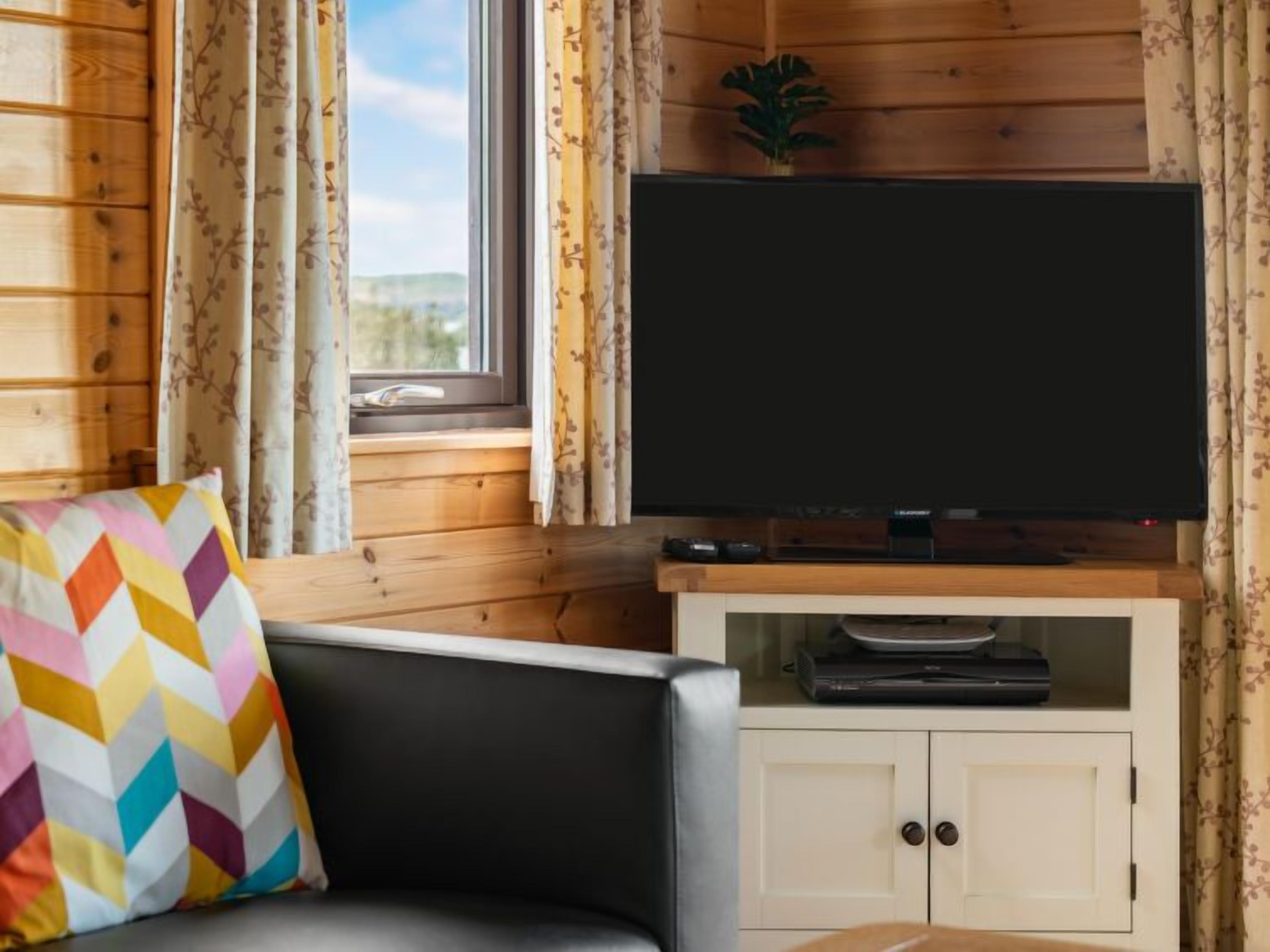 Loch Side Lodge 8 By Interhome - Kinross
