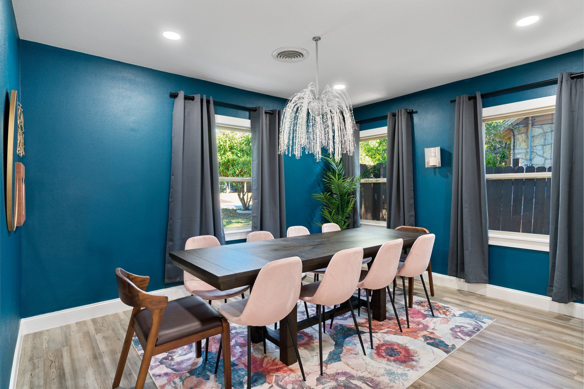 Glamorous Bungalow- 5 min to DT Austin