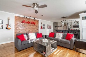 Smart TV, books, music library, stereo