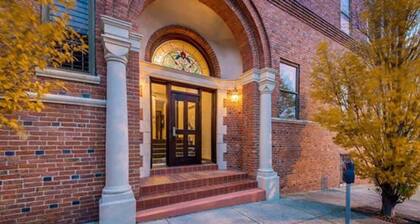 10 minute walk to bars! FREE parking - Spacious Downtown Condo