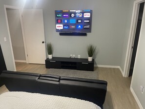 2 camere, una scrivania, ferro/asse da stiro, Wi-Fi