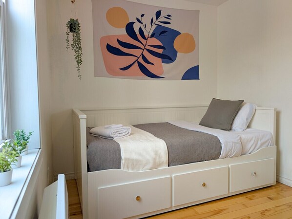 1 sovrum, strykjärn/strykbräda, gratis wi-fi och sängkläder