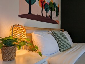 1 dormitorio, tabla de planchar con plancha, wifi gratis y ropa de cama