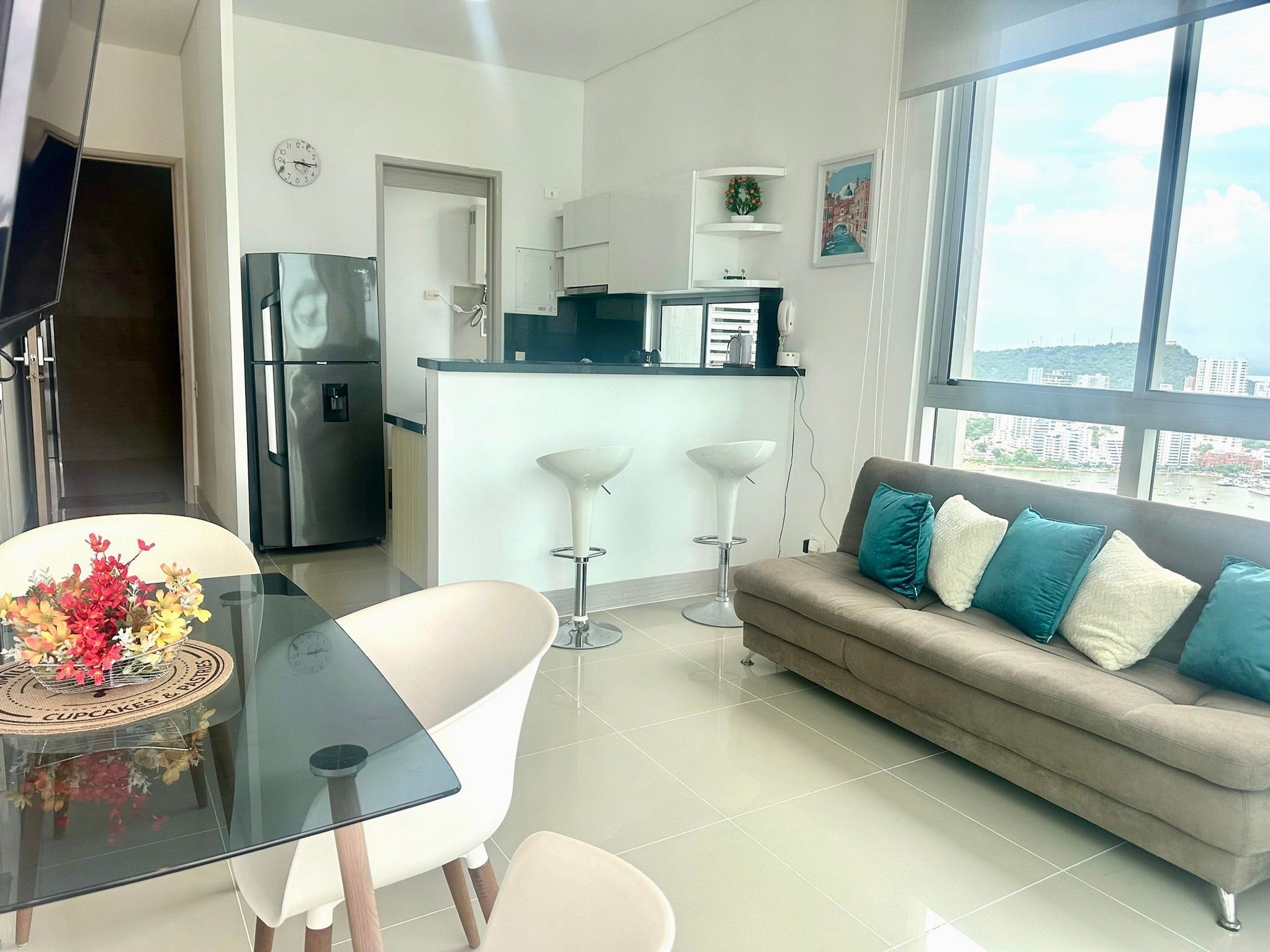 Apartment (WR01I) | Living area | 50-inch LED TV with digital channels, TV