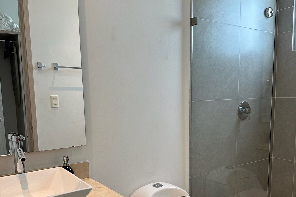 Apartment (RZ01H) | Bathroom
