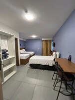 Minibar, desk, laptop workspace, free WiFi