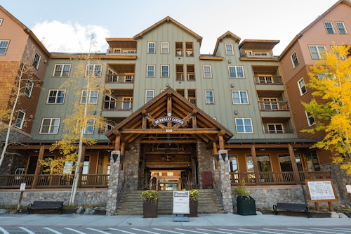 Remodeled modern ski-in/ ski-out condo in Keystone, 1 bd/1 ba, sleeps 4