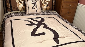 2 bedrooms, iron/ironing board, travel crib, free WiFi