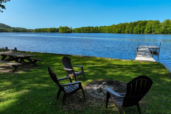 Lake Frontage | Dock