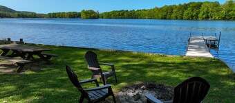 4 BR/2.5 BA Lake House | Pets OK | Fire Pit | Dock